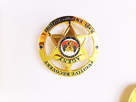 Souvenir enamel security military Police badge